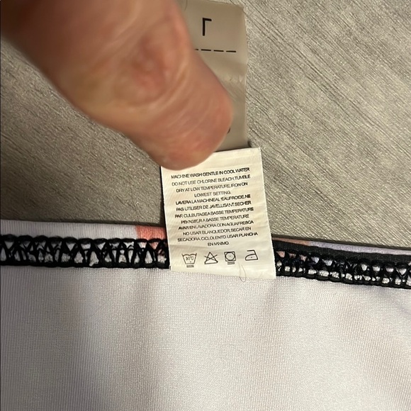 Cupshe White and Multicolor Black Strappy Swimsuit Bikini Set, Size L - Picture 4 of 12